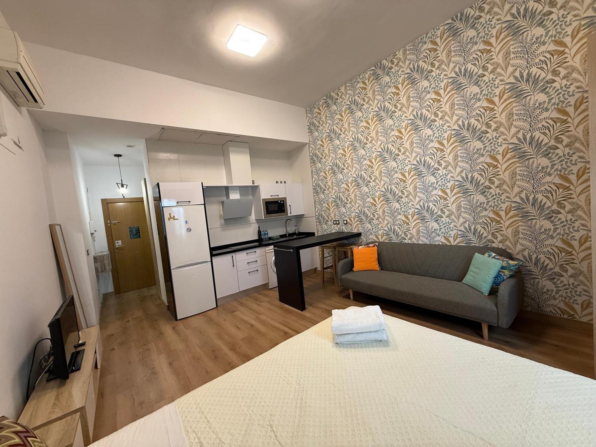 Lovely Studio In The Heart Of Malaga Free Swimming Pool 외부 사진